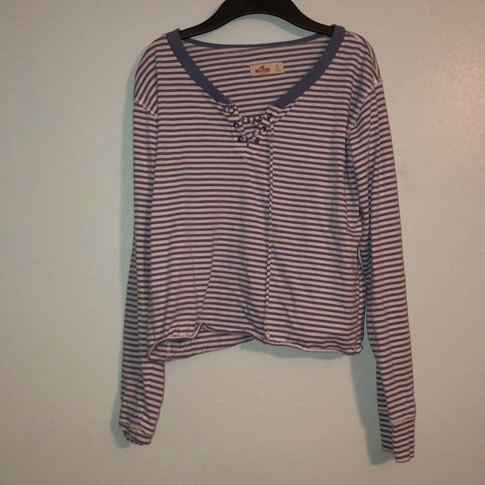 Hollister shirt